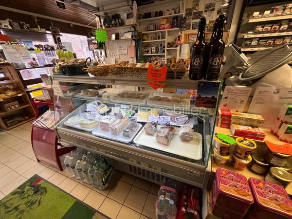 Fonds de commerce de 100 m²