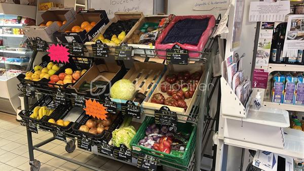 Fonds de commerce de 100 m²