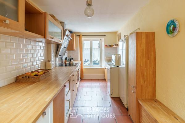 Maison de village et sa verrière