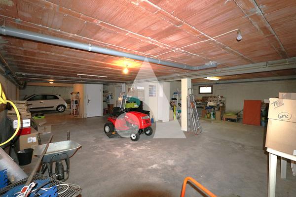 Maison 7 pièces 215.36 m2