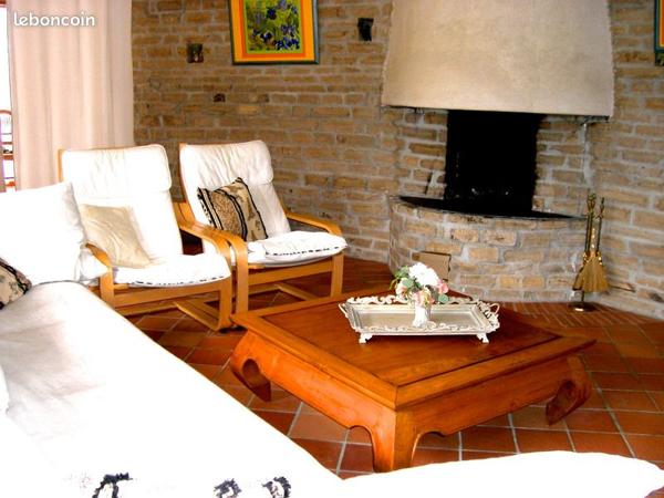 domaine avec maison + t2 + bureau + 1.5 hectare