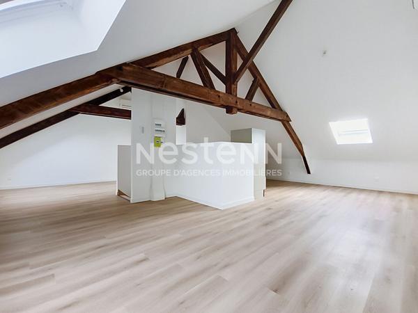 Appartement  à  louer Brive-La-Gaillarde loft  de 31 m2 rénové avec climatisation - proche centre ville
