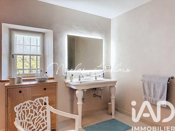 Maison à vendre 8 pièces 390 m² Cheval-Blanc