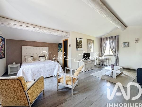 Maison à vendre 8 pièces 390 m² Cheval-Blanc