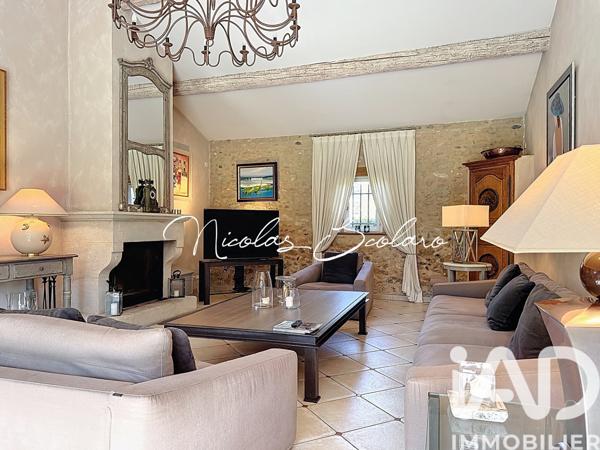 Maison à vendre 8 pièces 390 m² Cheval-Blanc