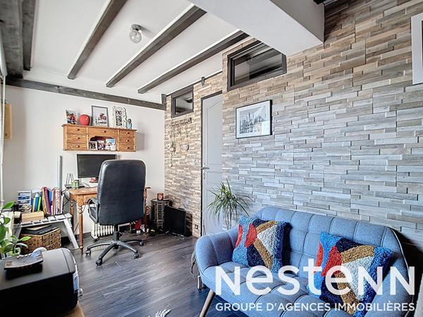 MASSIEUX MAISON FAMILIALE 200 M2 - 5 CHAMBRES - PISCINE - GARAGE - VUE DEGAGEE VERDOYANTE