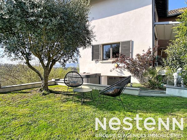 MASSIEUX MAISON FAMILIALE 200 M2 - 5 CHAMBRES - PISCINE - GARAGE - VUE DEGAGEE VERDOYANTE