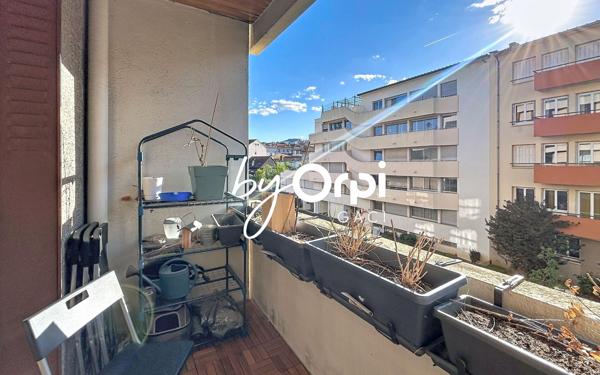Appartement à vendre    4 pièces • 81,26 m2 Clermont-Ferrand