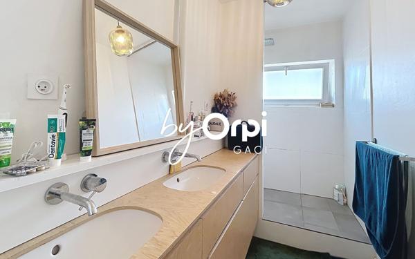 Appartement à vendre    4 pièces • 81,26 m2 Clermont-Ferrand