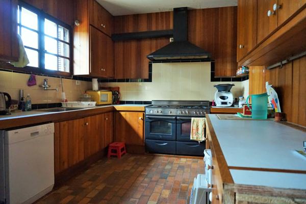 MAISON 6 chambres avec gîte et studio attenant