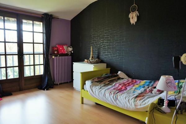 MAISON 6 chambres avec gîte et studio attenant