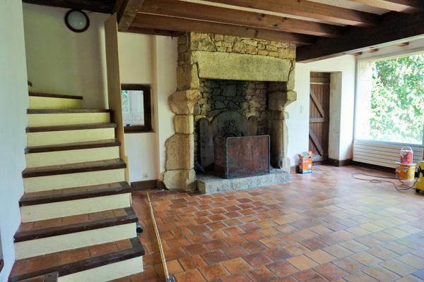 MAISON 6 chambres avec gîte et studio attenant