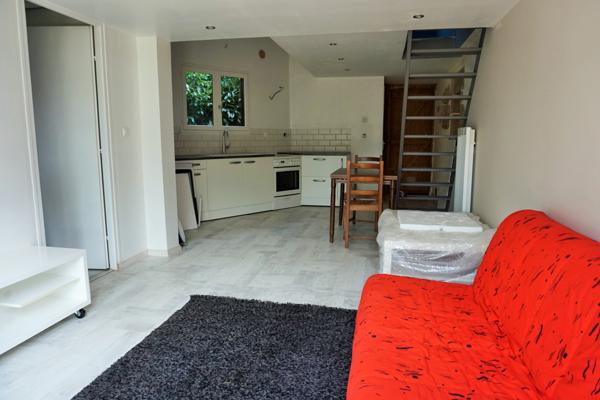 MAISON 6 chambres avec gîte et studio attenant