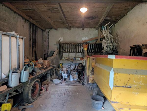 Parking à RIEUX-EN-VAL, 11220 - 4 pièces