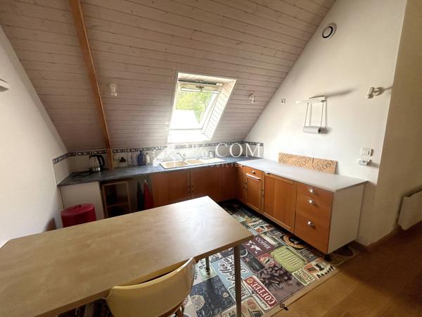 Maison 8 pièce(s) 5 chambre(s) 205 m²