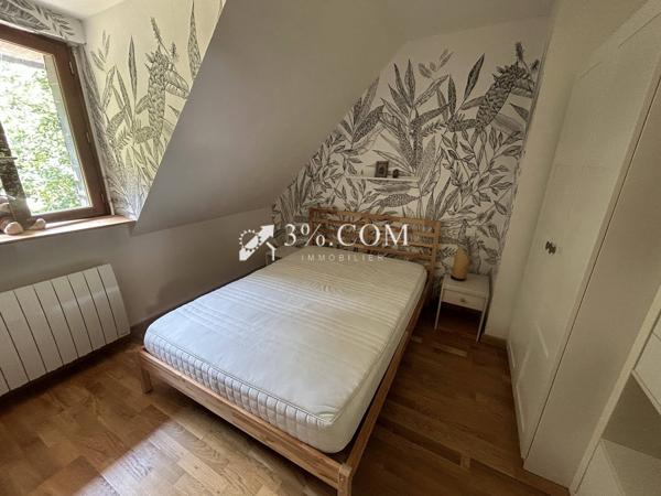 Maison 8 pièce(s) 5 chambre(s) 205 m²