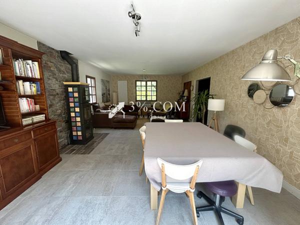 Maison 8 pièce(s) 5 chambre(s) 205 m²