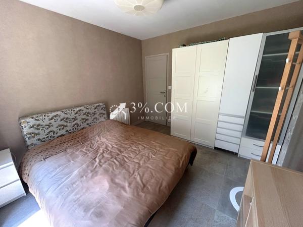 Maison 8 pièce(s) 5 chambre(s) 205 m²