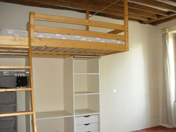 Grand studio meublé