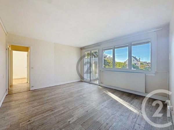 Appartement F3 à vendre  3 pièces - 61,75 m 2   MONTEREAU FAULT YONNE  - 77