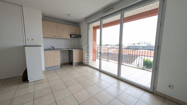 Fonbeauzard/Aucamville T2 42 m² .dernier étage - terrasse - parking sous-sol