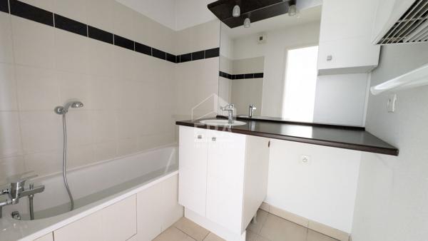 Fonbeauzard/Aucamville T2 42 m² .dernier étage - terrasse - parking sous-sol