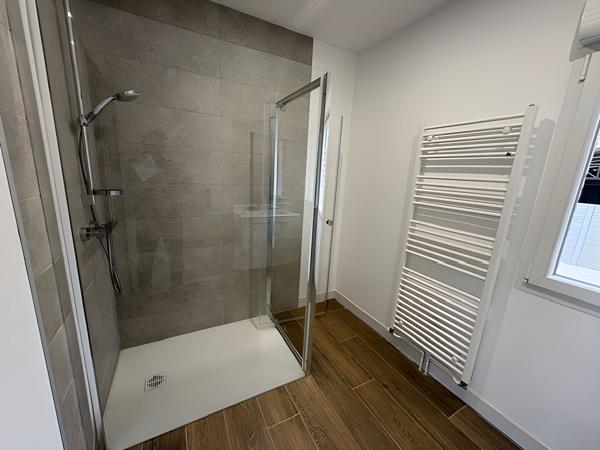 MAISON REFAITE A NEUF - 4 CHAMBRES