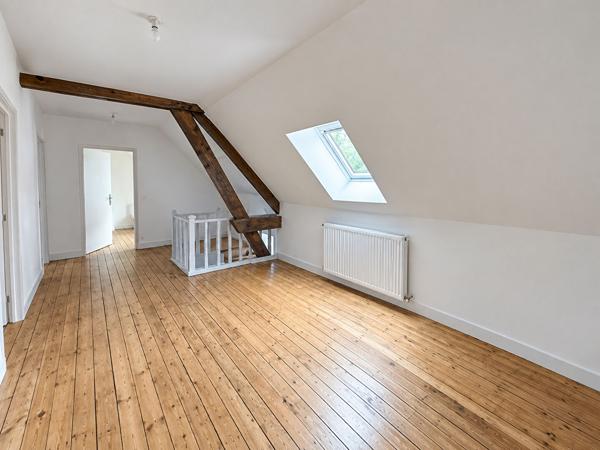 MAISON REFAITE A NEUF - 4 CHAMBRES