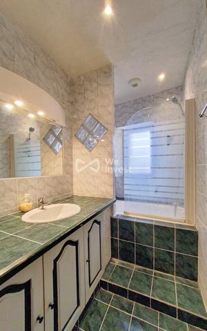 Maison de 155 m² avec sa cour interieur privative, cave et 5 chambres