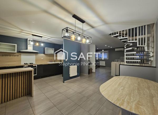 Maison familiale lumineuse avec jardin et garage double - FOSSES