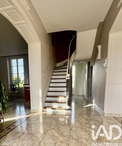 Maison à vendre 9 pièces 263 m² Évron