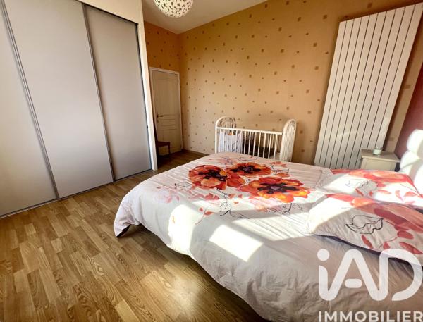 Maison à vendre 9 pièces 263 m² Évron