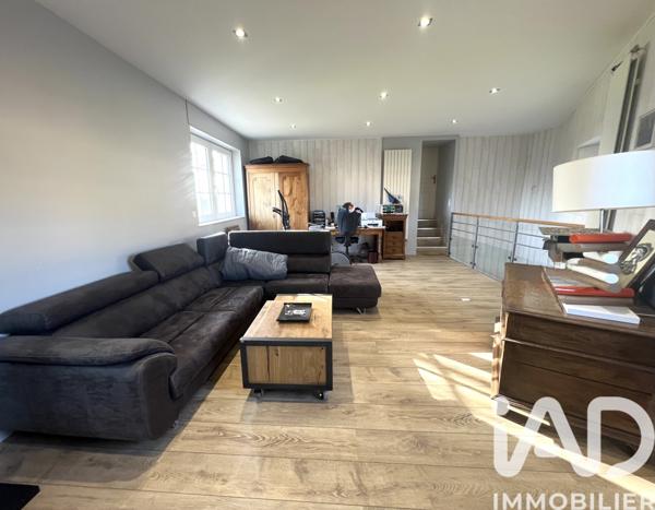 Maison à vendre 9 pièces 263 m² Évron