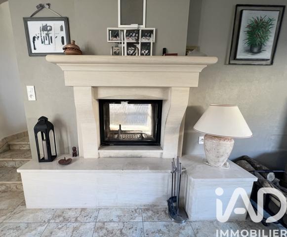 Maison à vendre 9 pièces 263 m² Évron