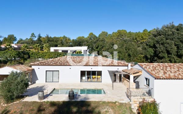 Maison à vendre    5 pièces •  Montauroux