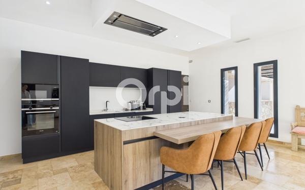 Maison à vendre    5 pièces •  Montauroux