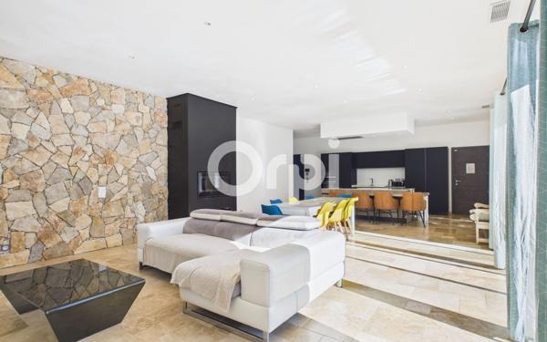 Maison à vendre    5 pièces •  Montauroux