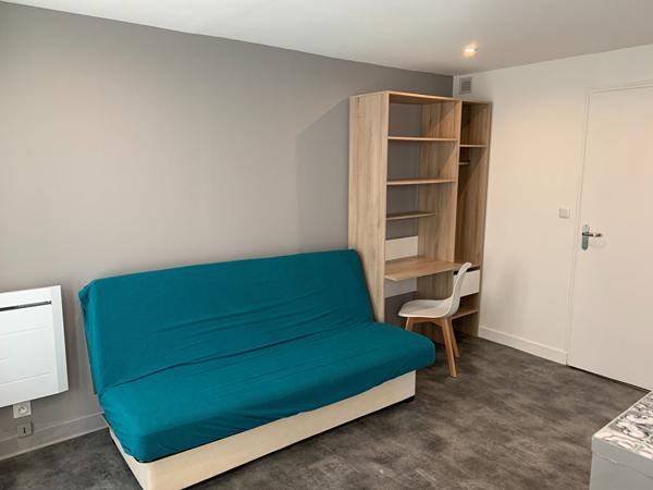 STUDIO 17.40 m2 (AVEC PRET DE MEUBLES A TITRE GRATUIT), Niort 79000