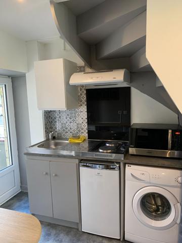 STUDIO 17.40 m2 (AVEC PRET DE MEUBLES A TITRE GRATUIT), Niort 79000