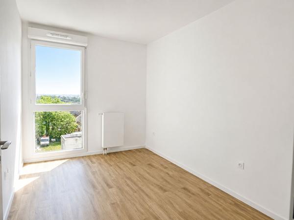 Appartement Gagny 4 pièce(s) 77 m2