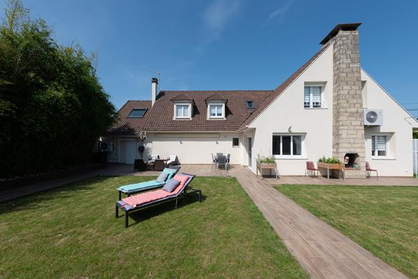 DPE A - Maison d'exception de 220 m² à 15 min du RER