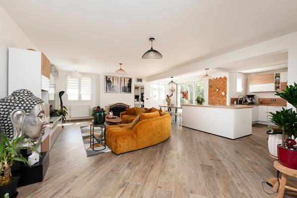 DPE A - Maison d'exception de 220 m² à 15 min du RER