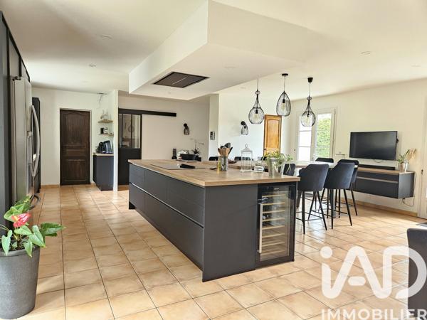 Maison à vendre 9 pièces 193 m² Ars