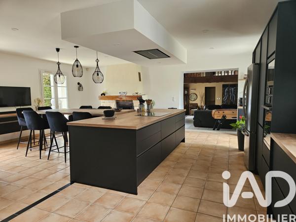 Maison à vendre 9 pièces 193 m² Ars