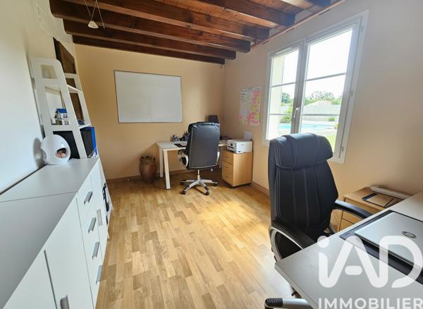 Maison à vendre 9 pièces 193 m² Ars