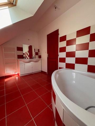 Posez vos valises à l'orée de la Forêt Domaniale !