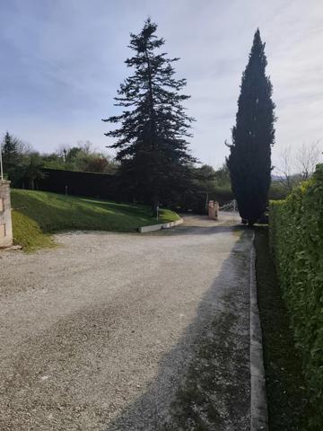 Maison à vendre 6 pièces RUELLE SUR TOUVRE (16)