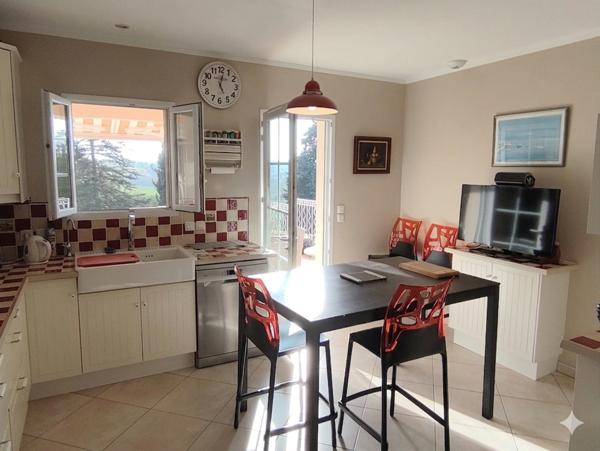 Maison à vendre 6 pièces RUELLE SUR TOUVRE (16)