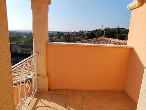 Maison à vendre 6 pièces RUELLE SUR TOUVRE (16)