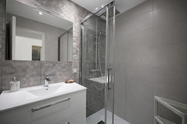 Maison à Mouans-Sartoux 6 pièce(s) 123 m2